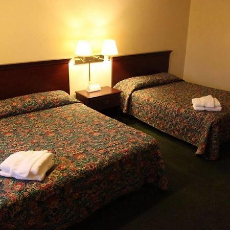 Parliament Resort Gay Mens Resort Огъста Екстериор снимка