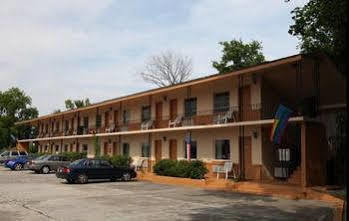 Parliament Resort Gay Mens Resort Огъста Екстериор снимка
